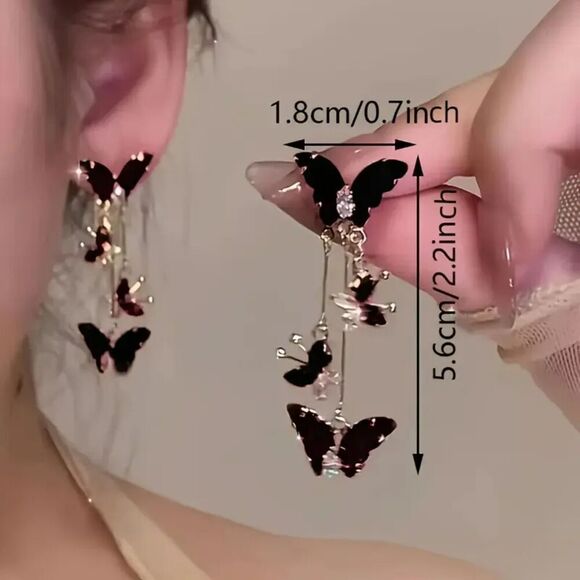NIB - Dangling Black & Gold Butterfly Earrings - Picture 4 of 4